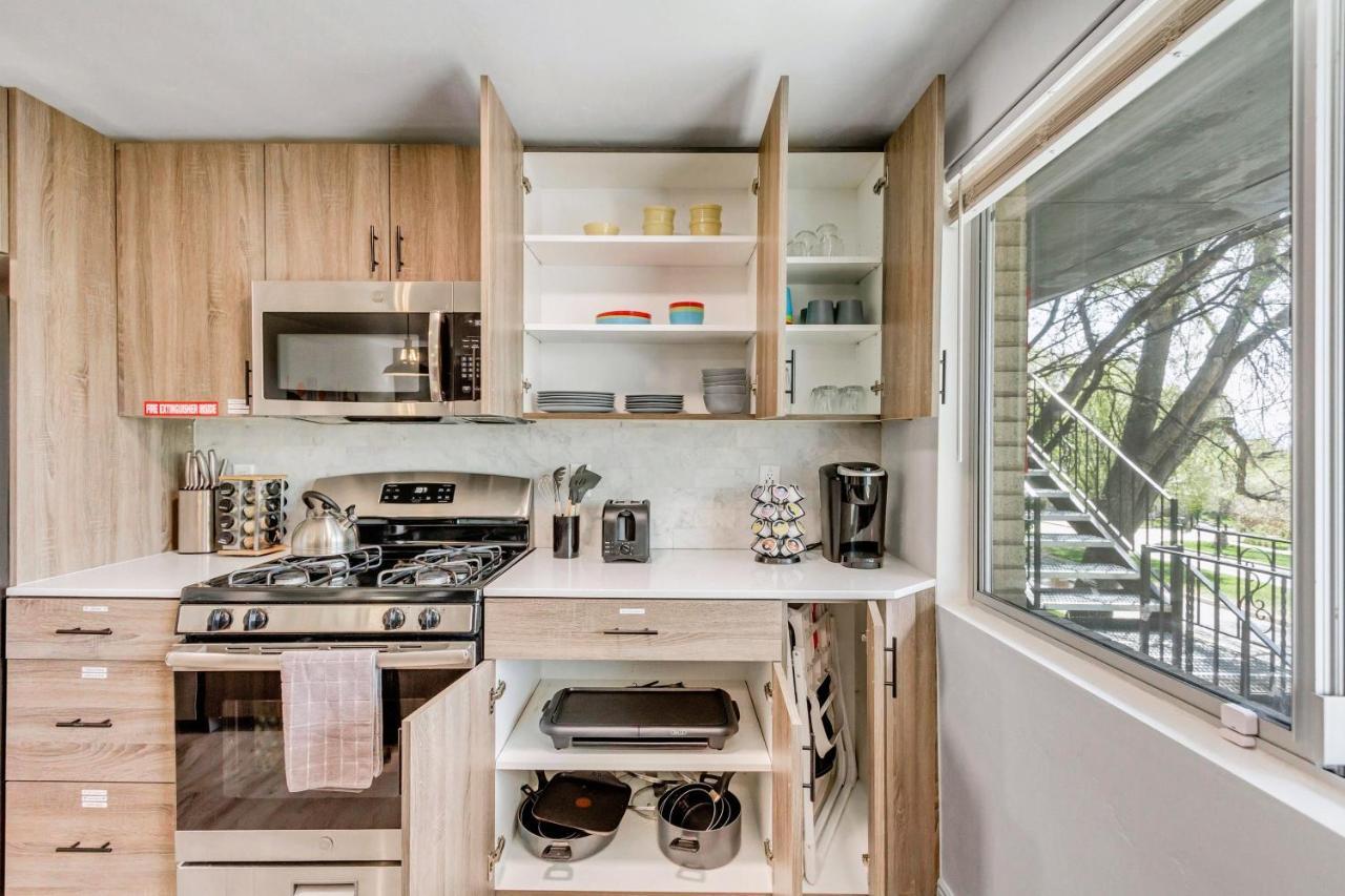 Cozy For Bookworms - Laundry - King Bed - Parking Apartment Salt Lake City Exterior photo