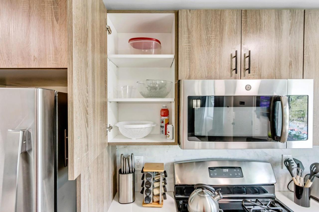 Cozy For Bookworms - Laundry - King Bed - Parking Apartment Salt Lake City Exterior photo